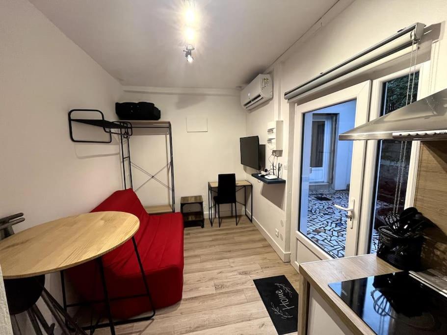 Joli Studio En Centre-Ville Limoges Exteriör bild
